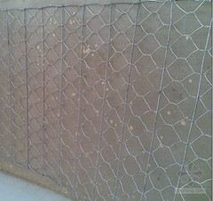 联企石笼网厂定制服务 岩崩防护、河道治理的可靠选择——铅丝笼与塞克格宾网